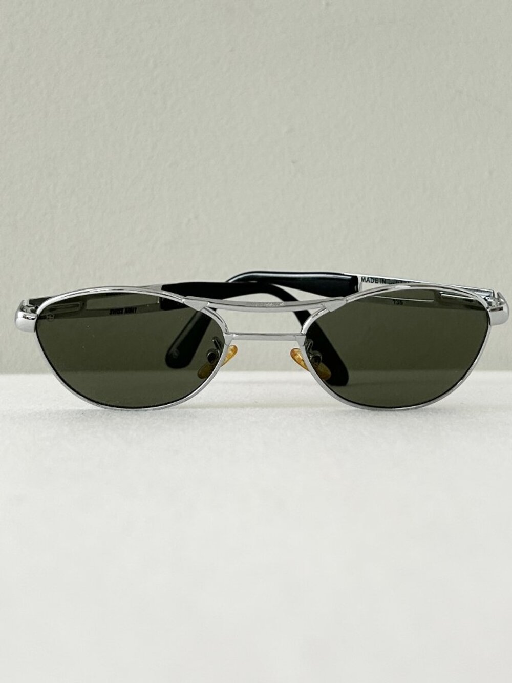Vintage SWISS ARMY Aviator Sunglasses Shades Silver Double Bridge Frame & Pouch